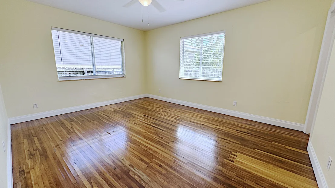 Photo of 222 SE 2nd Terrace