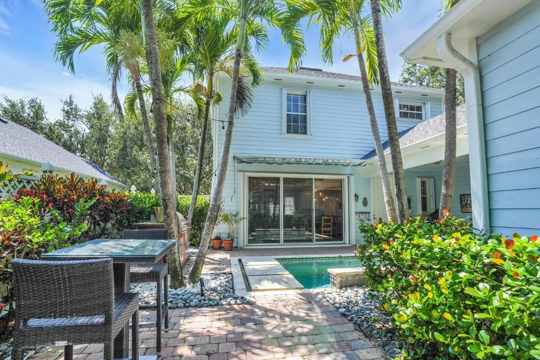 Photo of 211 Barbados Drive
