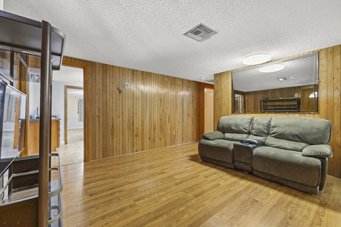 Photo of 4838 Coconut Road
