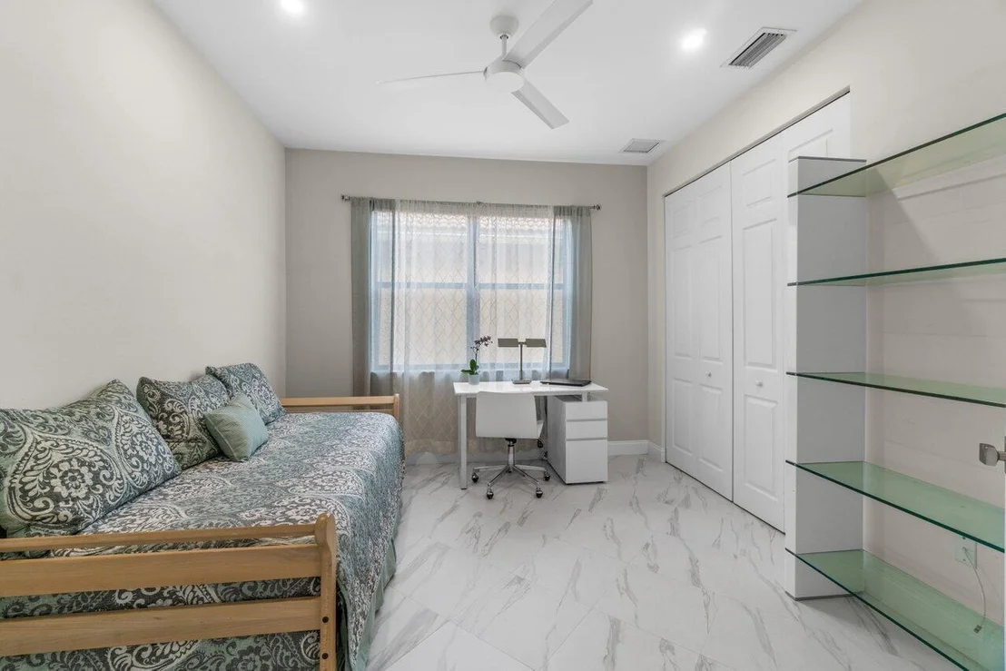 Photo of 9726 Isles Cay Drive