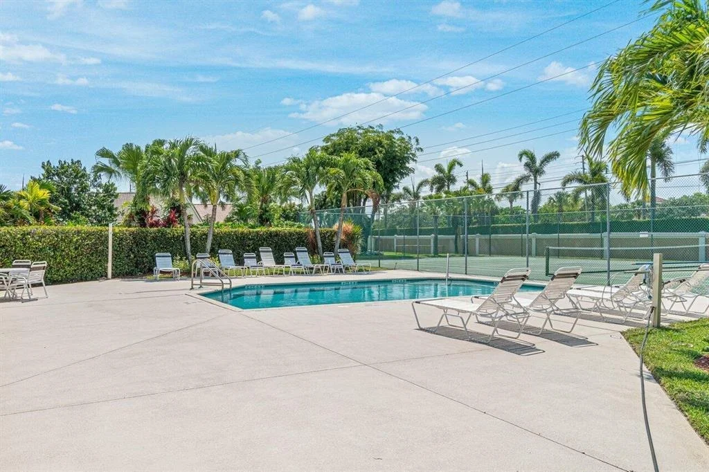 Photo of 8069 Palm Gate Drive