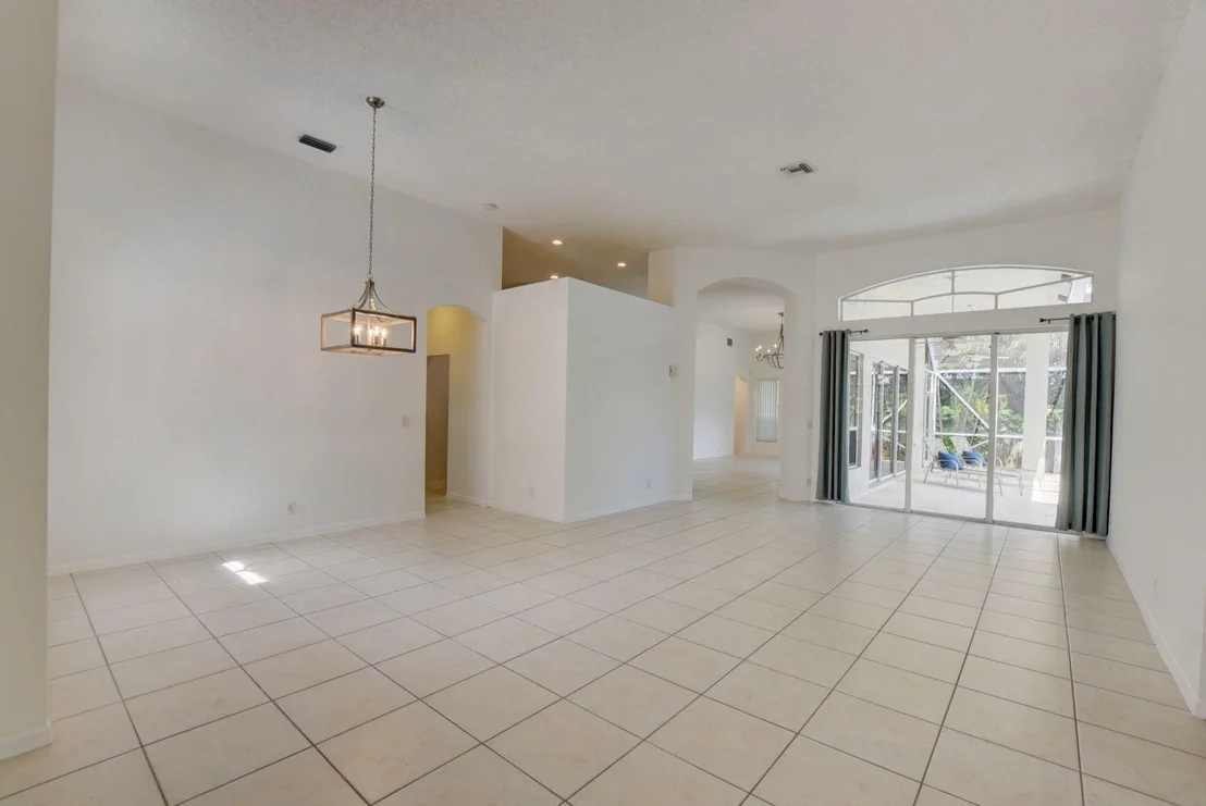 Photo of 10312 Lexington Estates Boulevard