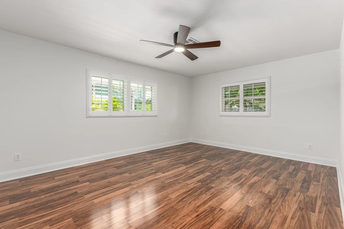 Photo of 614 SW Overlook Dr Drive