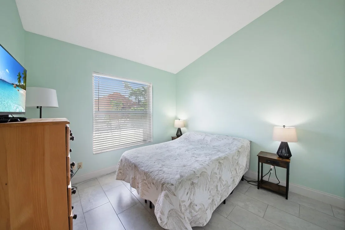 Photo of 7710 N Great Glen Circle