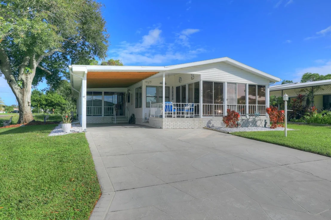 Photo of 498 Marlin Circle