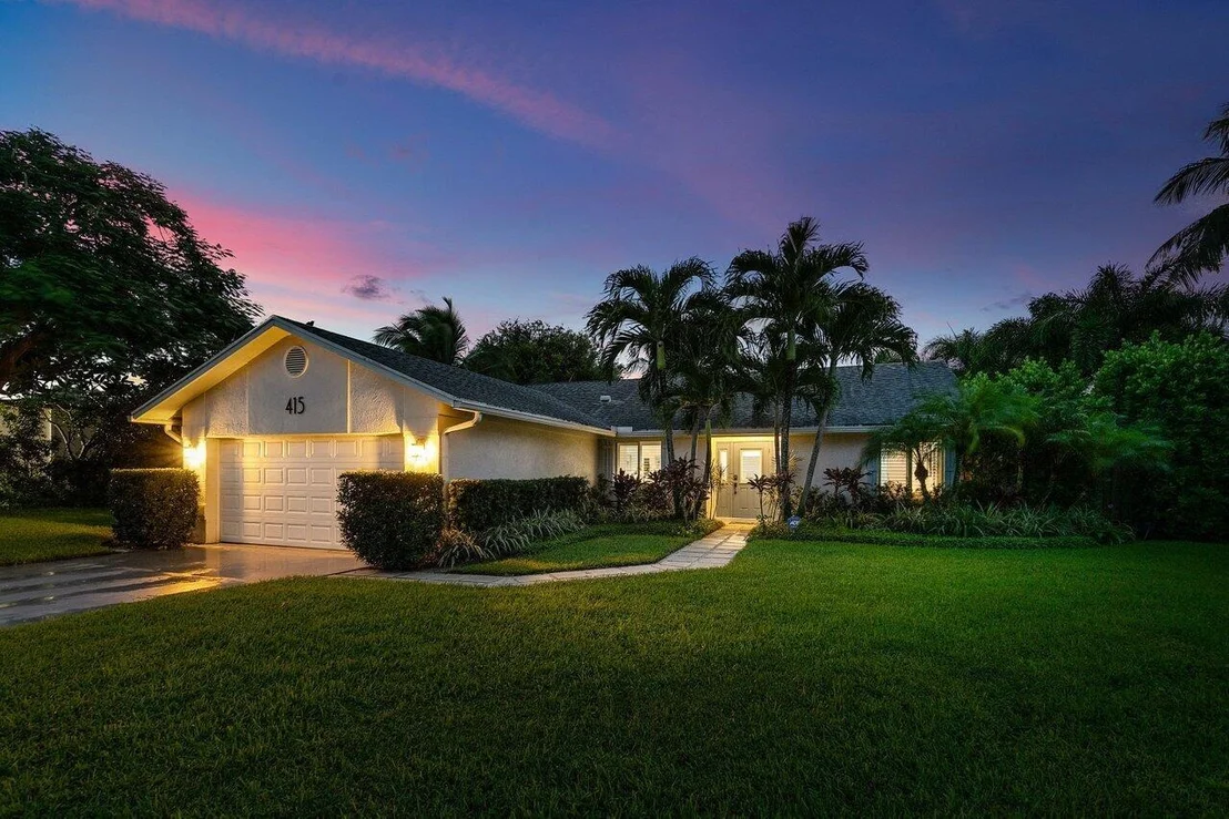 Photo of 415 Enfield Road