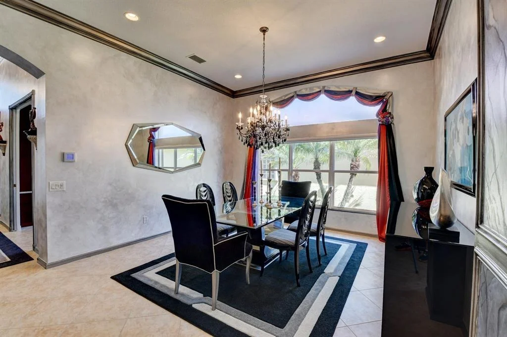 Photo of 7204 Twin Falls Drive