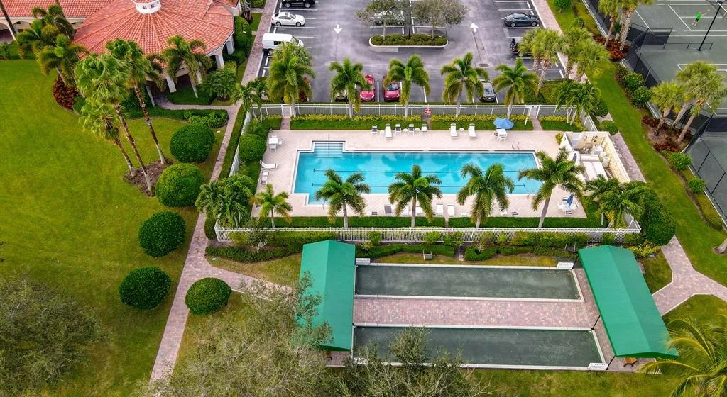 Photo of 8294 Pine Cay Road