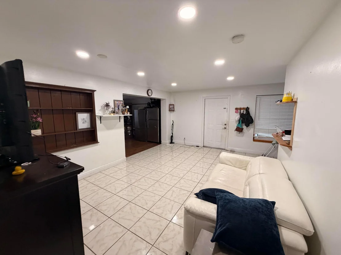 Photo of 406 PHILADELPHIA Drive