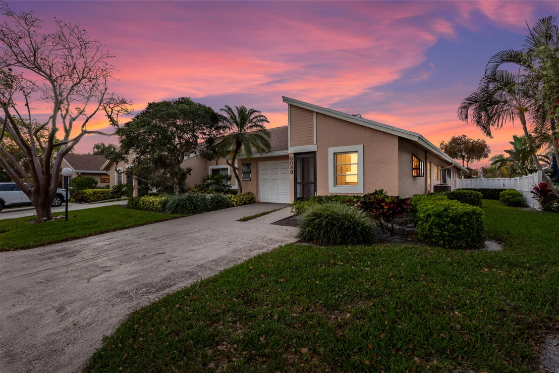 Photo of 8089 Springtree Road