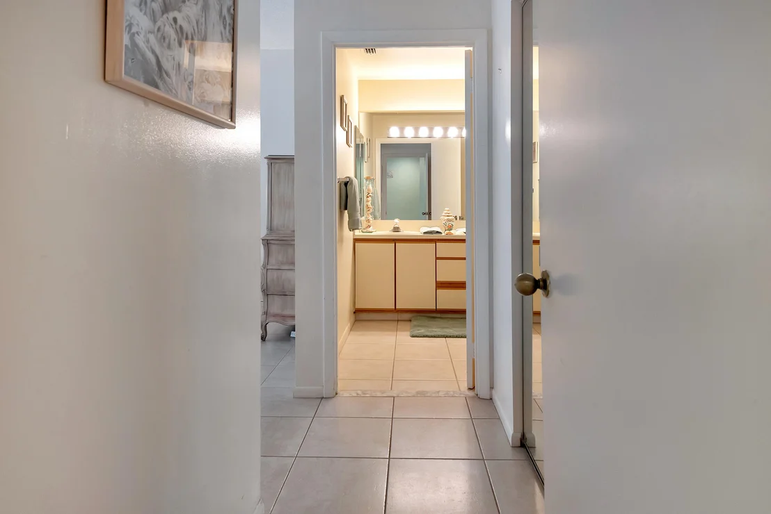 Photo of Unit E2 at 103 Half Moon E2 Circle