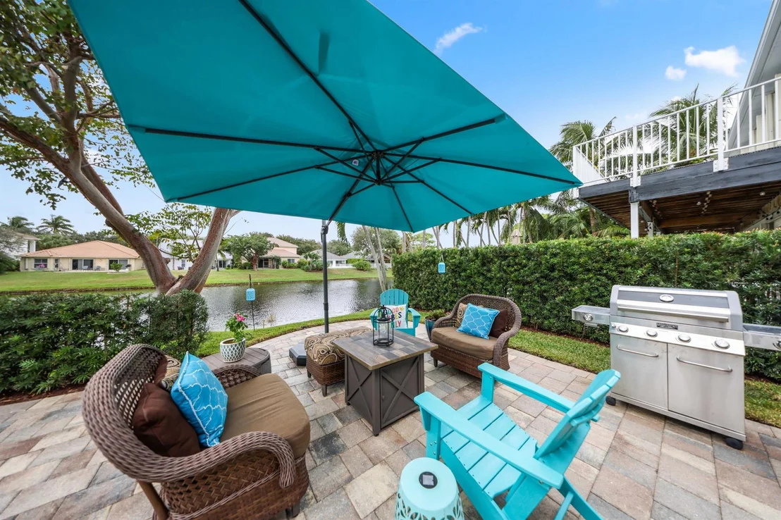 Photo of 560 Anchor Point