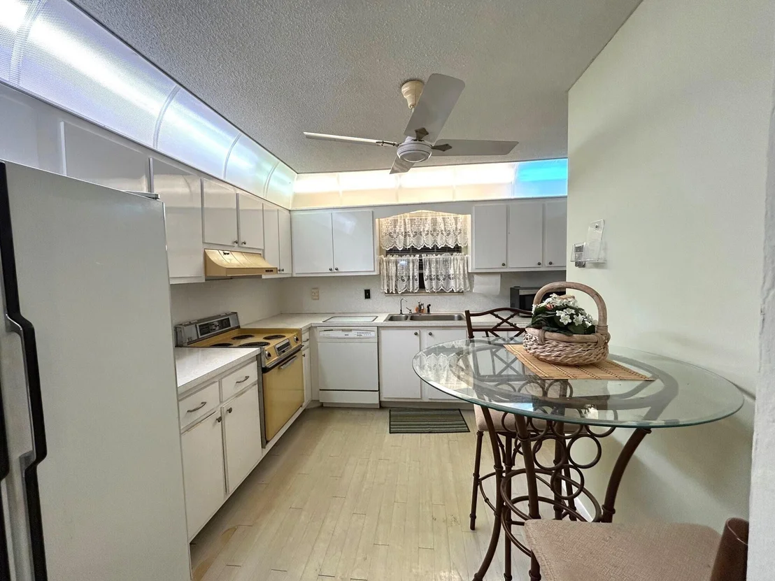 Photo of 182 Cape Cod Circle