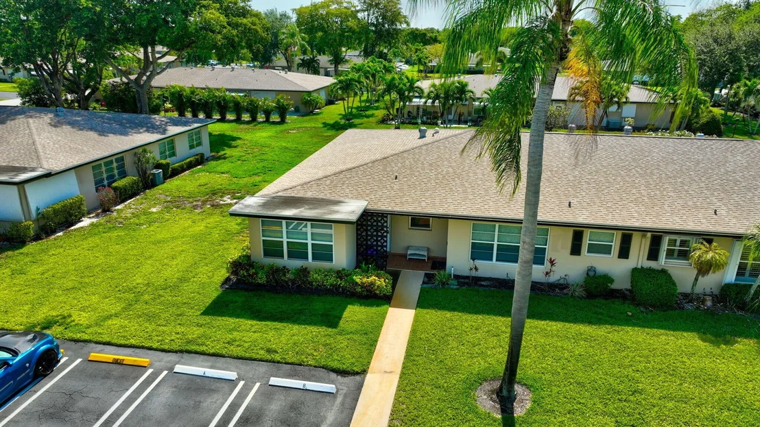 Photo of Unit A at 955 Circle Drive