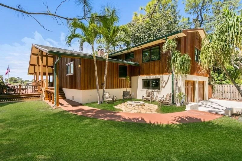 Photo of 6173 Pine Drive