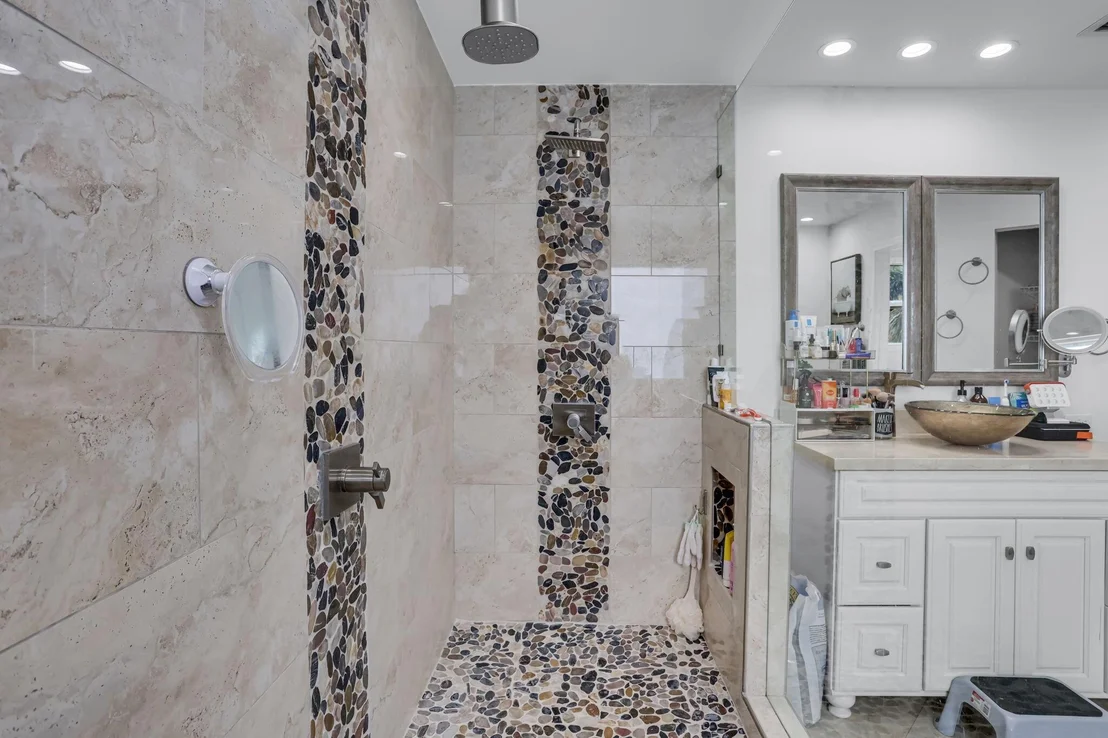 Photo of 7658 Colony Palm Drive