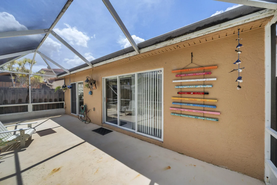 Photo of 4255 NW 1st Drive