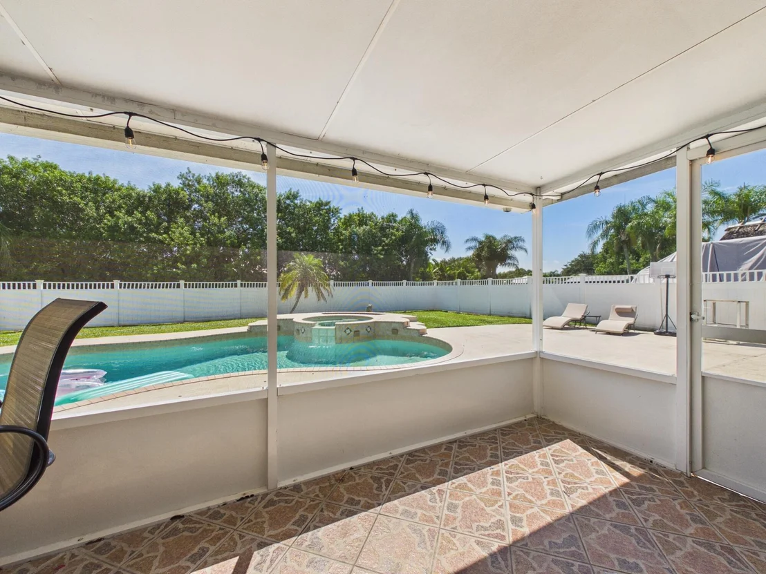 Photo of 1150 SW 85TH Way