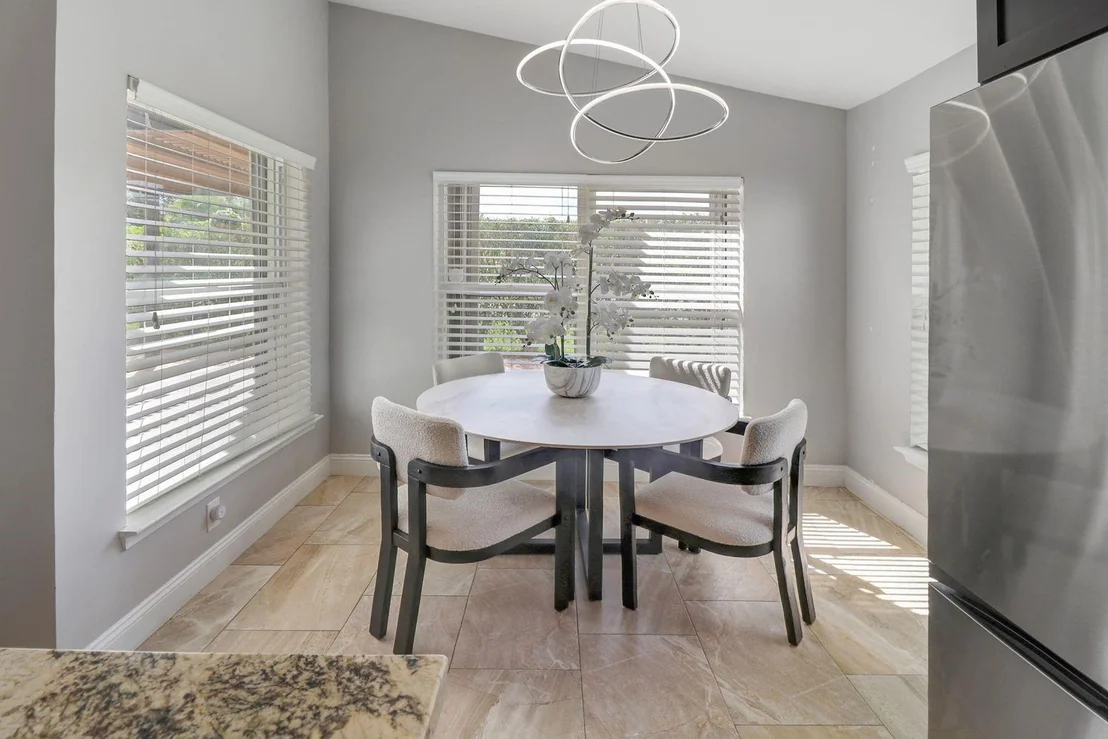 Photo of 8260 Palm Gate Drive