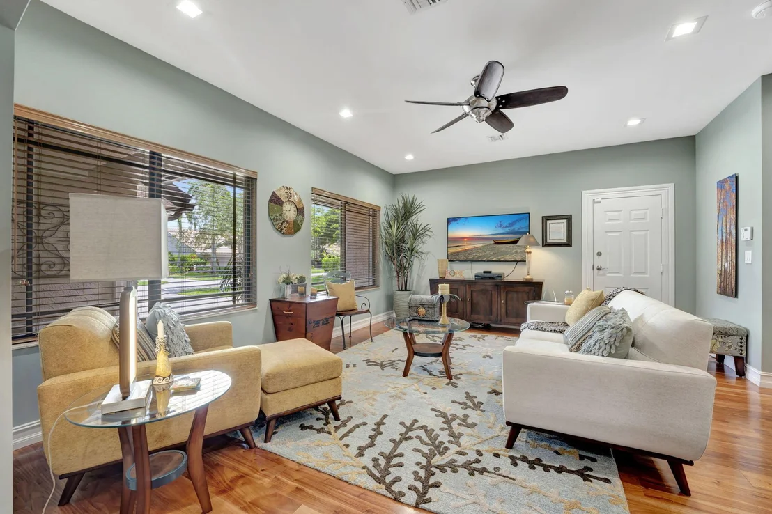 Photo of 3070 Equestrian Drive