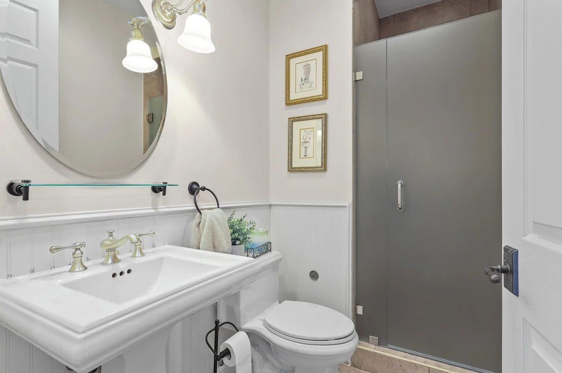 Photo of 400 Mangrove Point