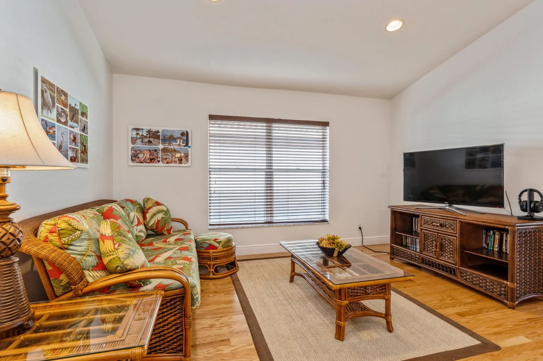 Photo of 12040 Roma Road