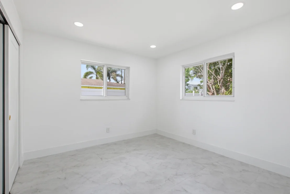 Photo of 401 SE 1st Avenue