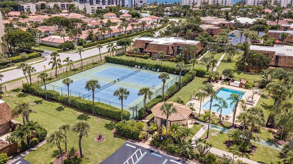 Photo of Unit 31D at 1420 Ocean Way