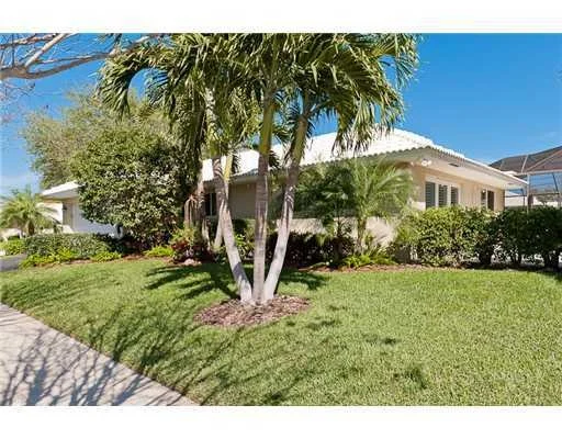 Photo of 650 Tulip Tree Lane