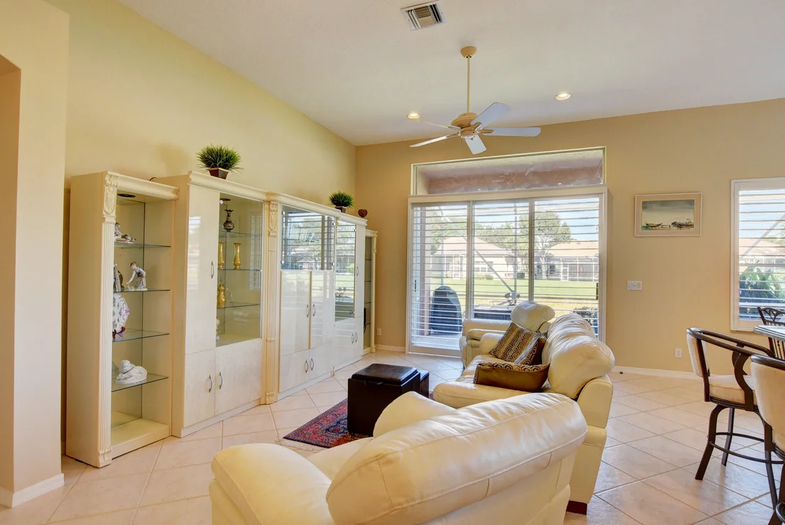 Photo of 7467 Viale Caterina