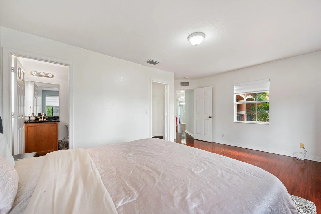Photo of 658 Cresta Circle