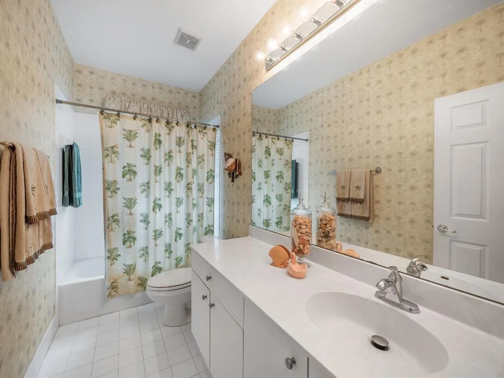 Photo of 422 Oriole Circle