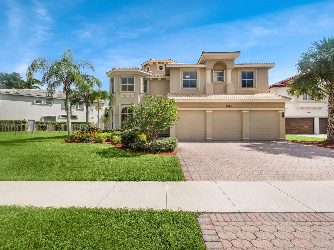 Photo of 2754 Danforth Terrace