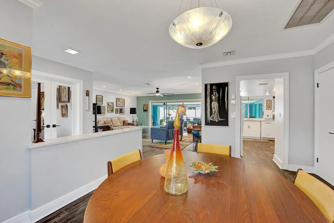 Photo of 3604 Sherwood Boulevard