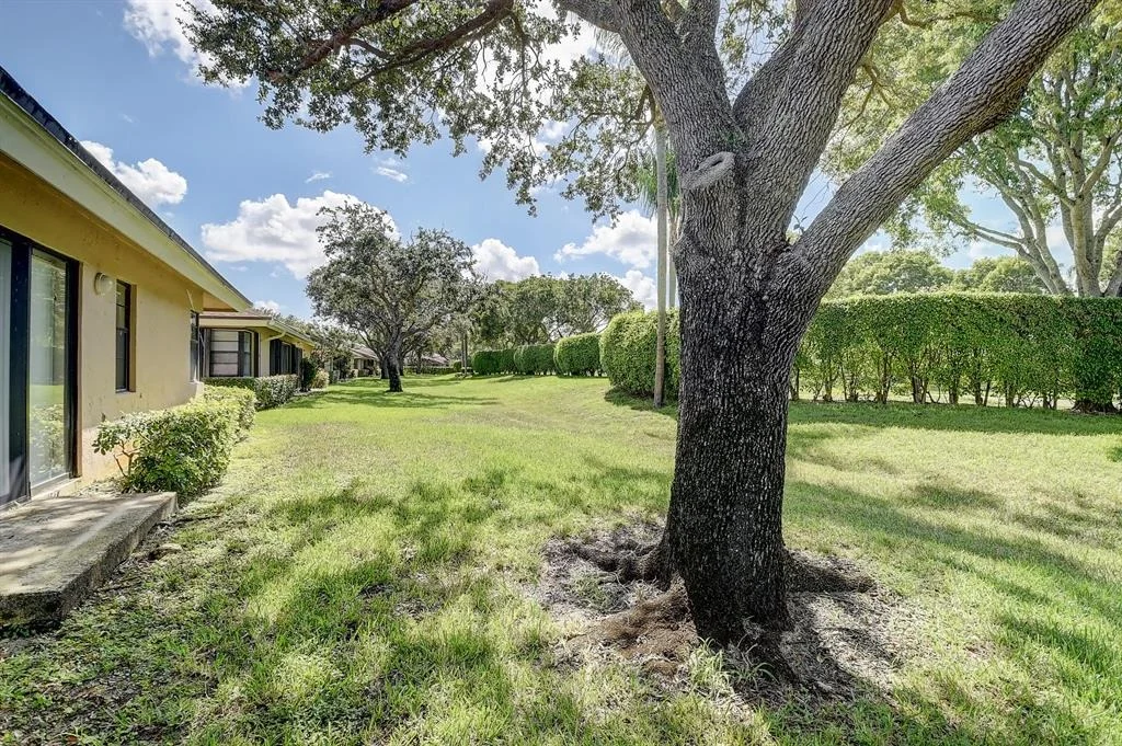 Photo of 8263 Springlake Drive