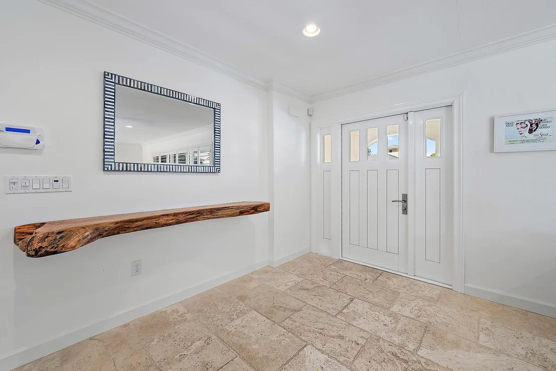 Photo of 1051 Gulfstream Way
