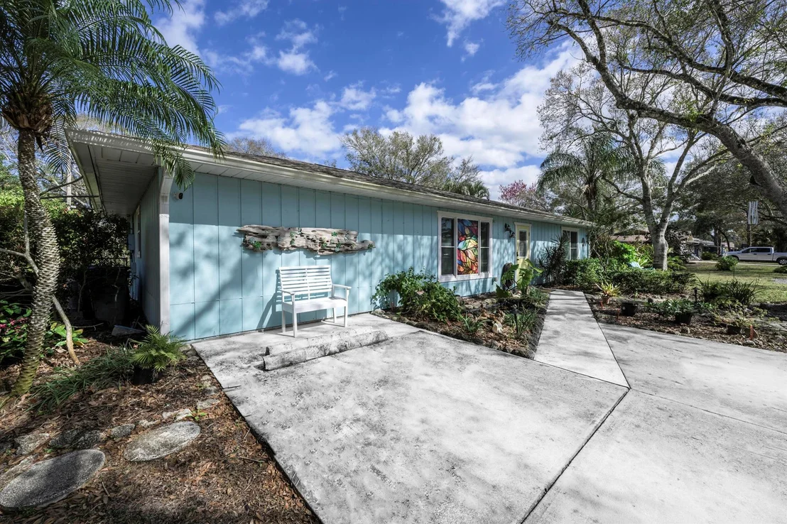 Photo of 7910 James Road