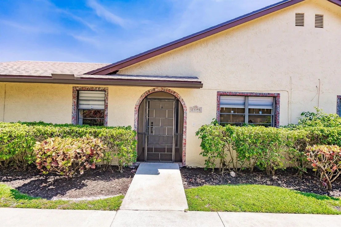 Photo of 23398 Barlake Drive