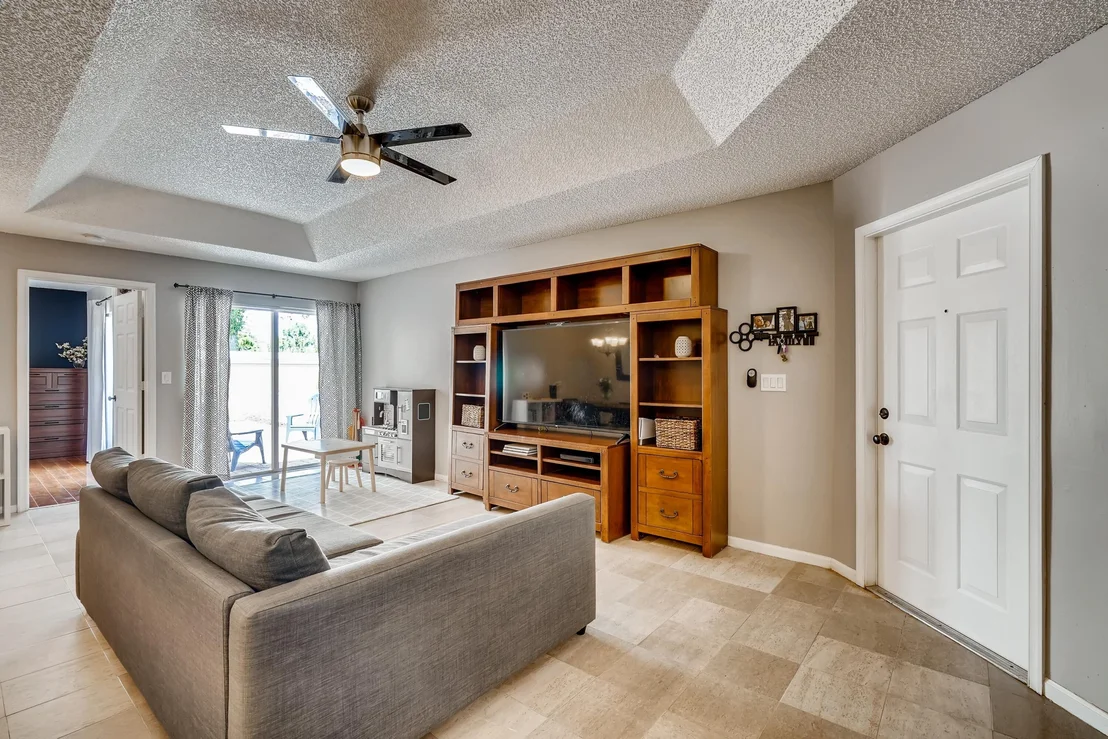 Photo of 3387 Commodore Court