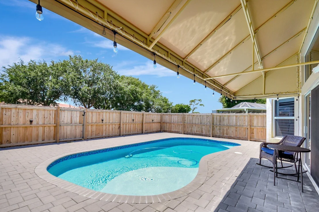 Photo of 8211 White Rock Circle