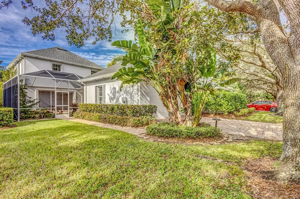 Photo of 185 Barbados Drive