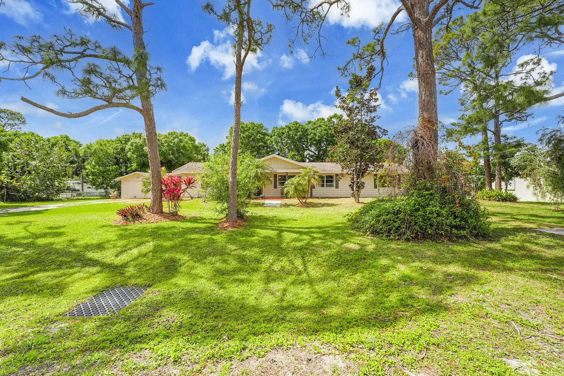 Photo of 5111 Palm Drive