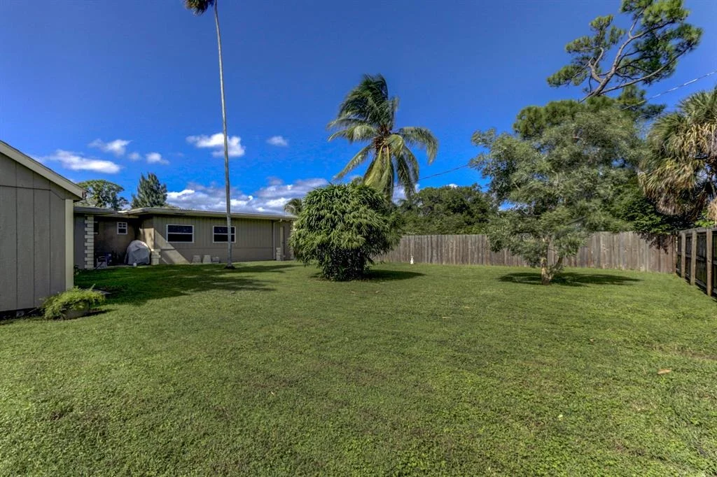 Photo of 822 Burch Drive
