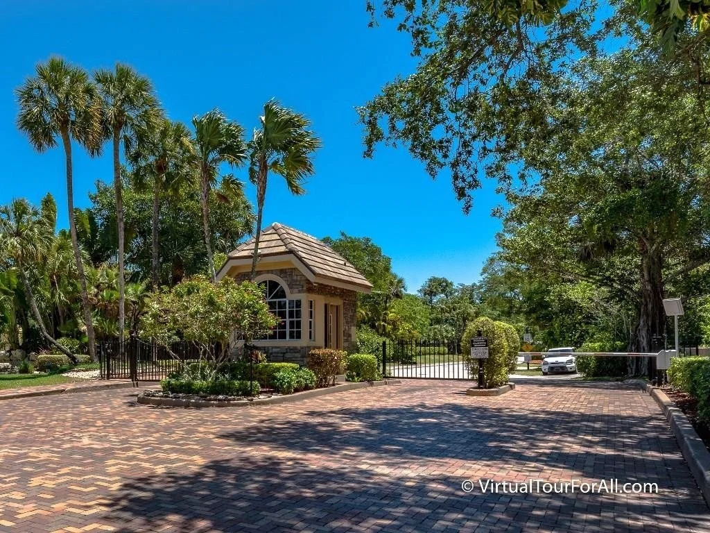 Photo of 7650 Live Oak Drive