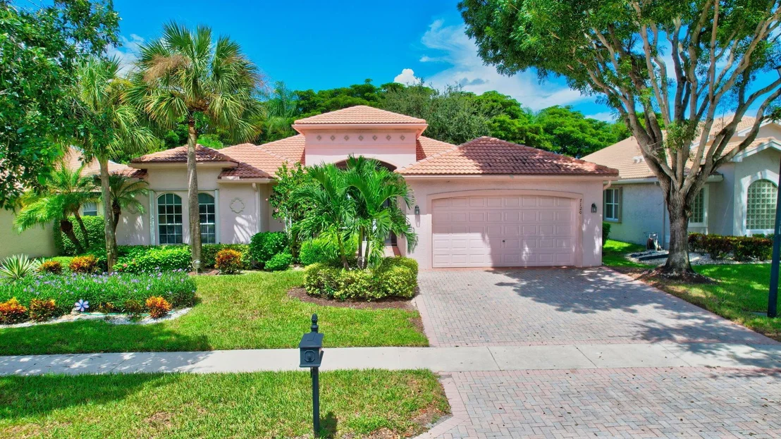 Photo of 7120 Francisco Bend Drive