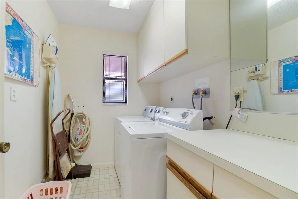 Photo of 5963 Glenbrook Drive