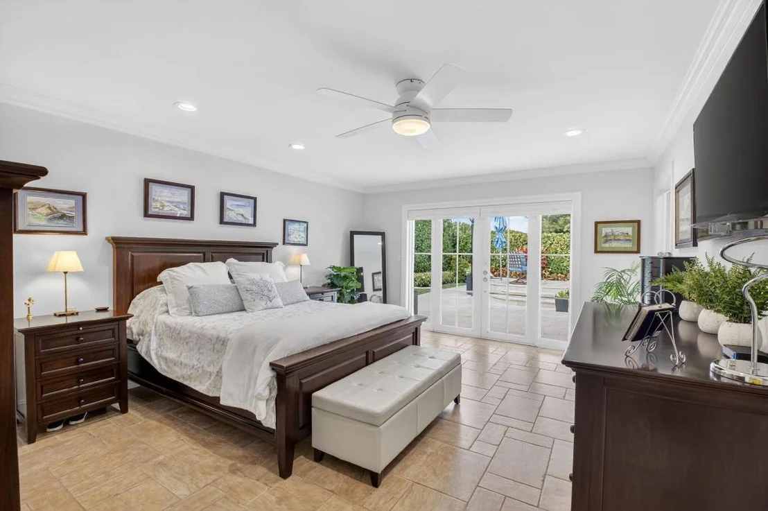 Photo of 4911 Pineview Circle