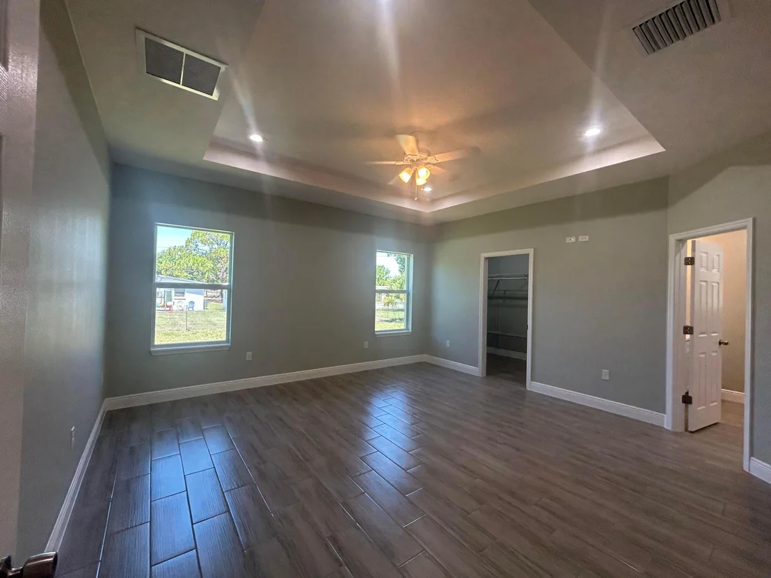Photo of 3935 NW 18th Avenue