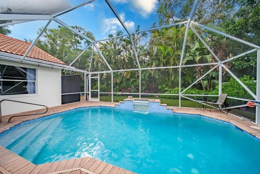 Photo of 5549 Descartes Circle
