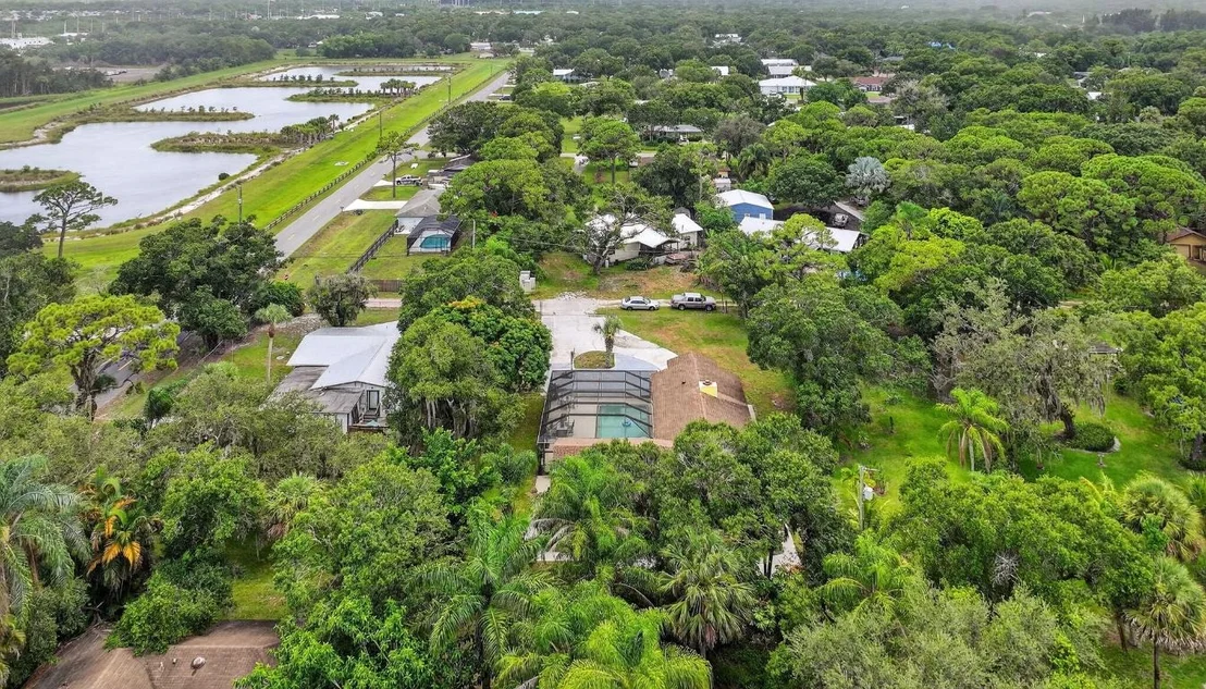 Photo of 600 Gopher Hill Road